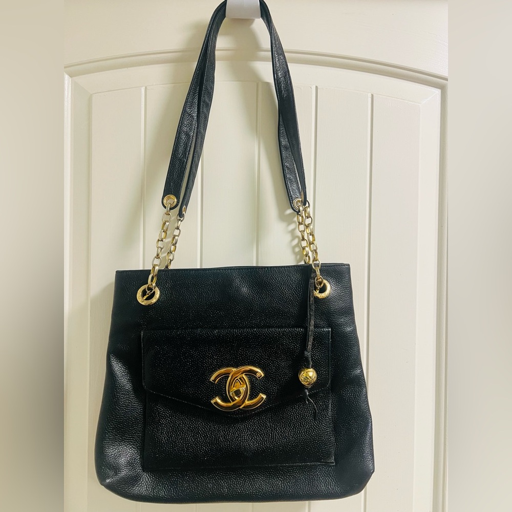 PLEASE DO NOT MAKE AN OFFER UNLESS YOU’VE READ ALL DETAILS!  CHANEL VINTAGE BAG